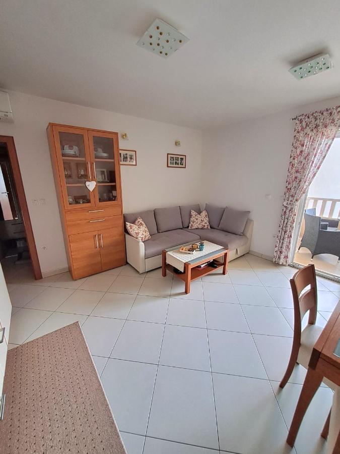 Apartment Angie Трогир Екстериор снимка